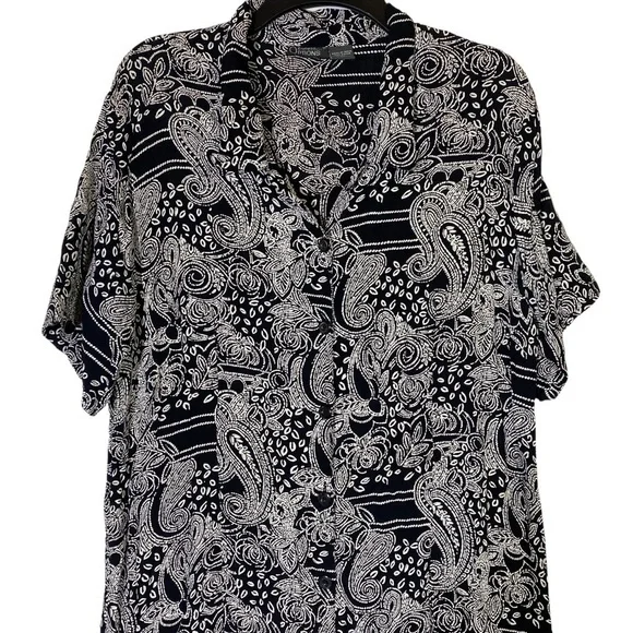 Endless Options Women's Plus size 2X black white Paisley Maxi  shirtdress - Picture 2 of 6